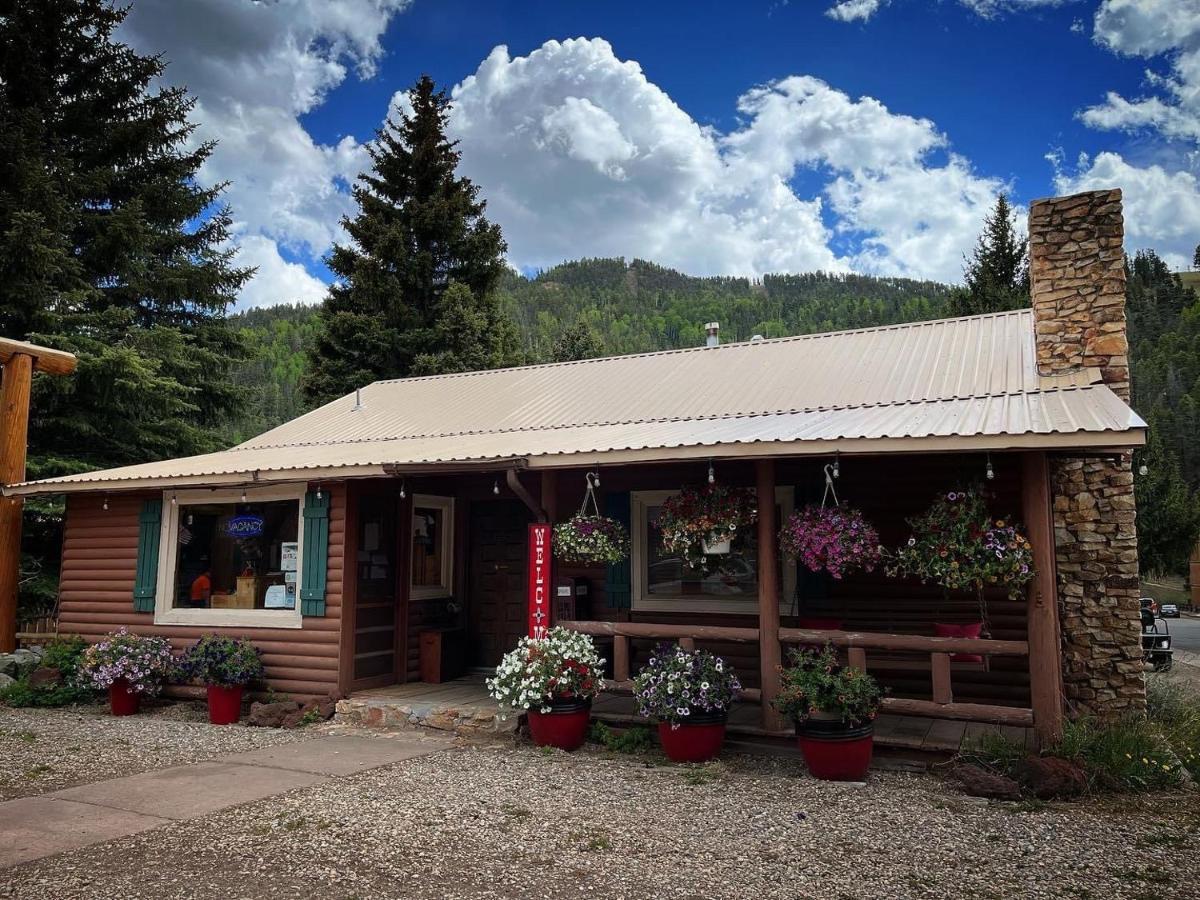 Three Bears Hotel Red River