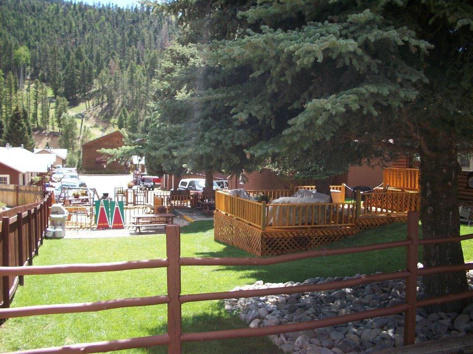 Hotel Three Bears